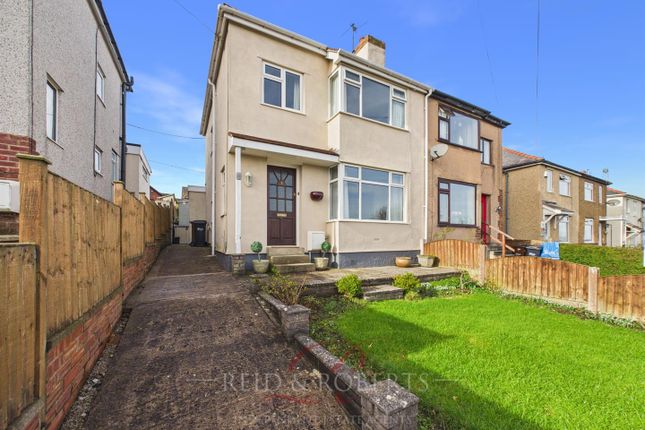 5, Willowfield Estate, Holywell photo 4