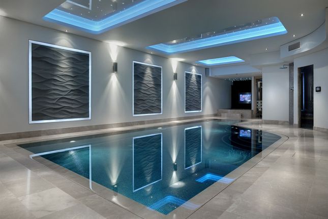 15 Park Lane, Altrincham photo 2