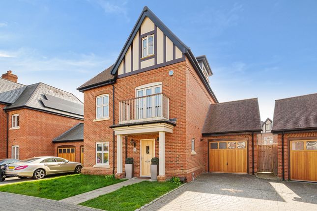 Detached house to rent in Laychequers Meadow, Taplow, Maidenhead