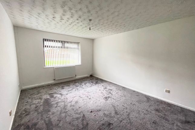 7 Garrick Close, North Shields photo 3
