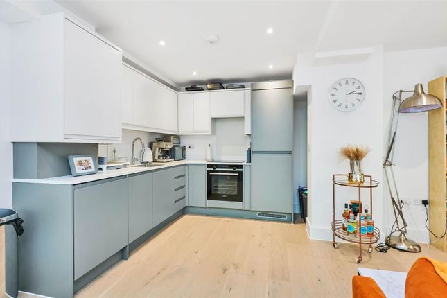 5, Brookfield Mews, London photo 4