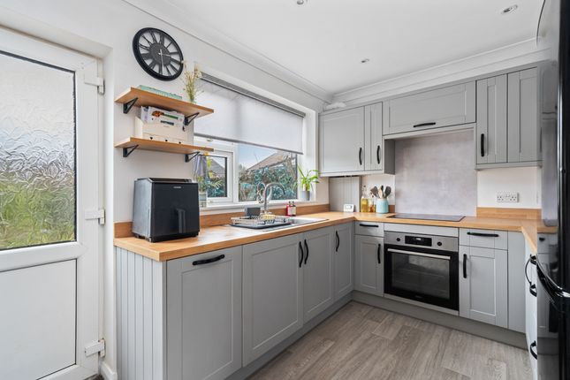14, Yorke Way, Hamble photo 4