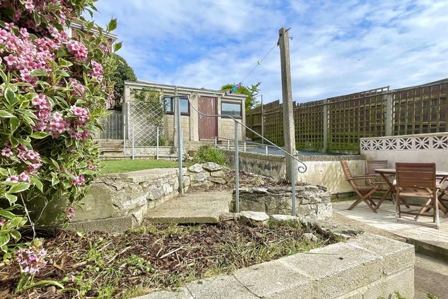 23 Markham Avenue, Weymouth photo 3