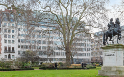 Office to let in St. James's Square, London