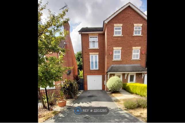 Front Of Town House, Off Road Parking