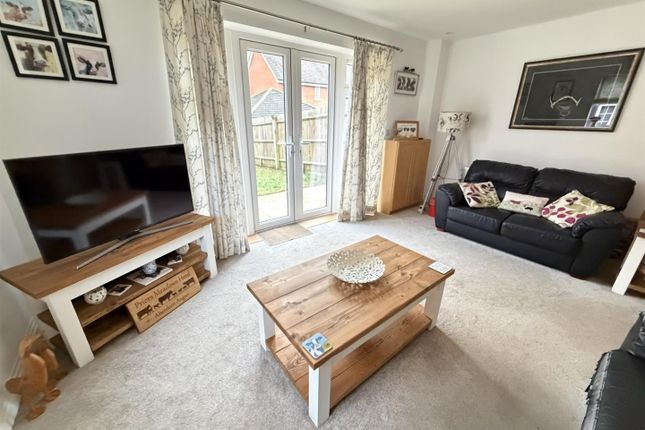 49, Cartmel Road, Daventry photo 2