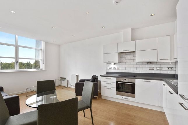Thumbnail Flat to rent in 150 High Street, London