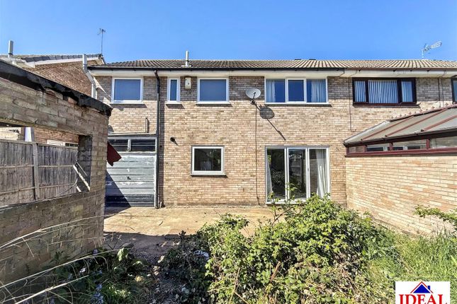 112, Lutterworth Drive, Doncaster photo 2