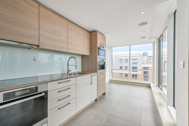 83, Compass House, Chelsea Creek photo 2