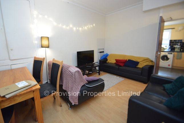 Walmsley Road, Hyde Park photo 3