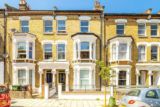 Thumbnail Flat for sale in Kellett Road, London