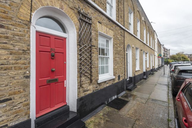 Thumbnail Terraced house to rent in Belgrave Street, London