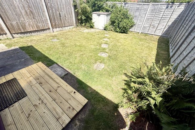 10, Pennine Close, Hereford photo 4