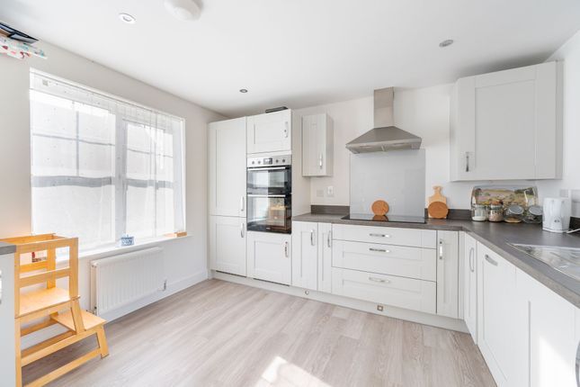 26 Brett Drive, Stowmarket photo 3