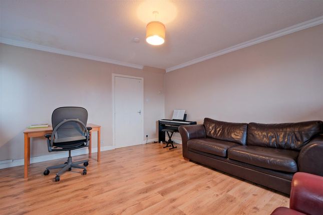Flat for sale in Jerviston Court, Motherwell, Motherwell