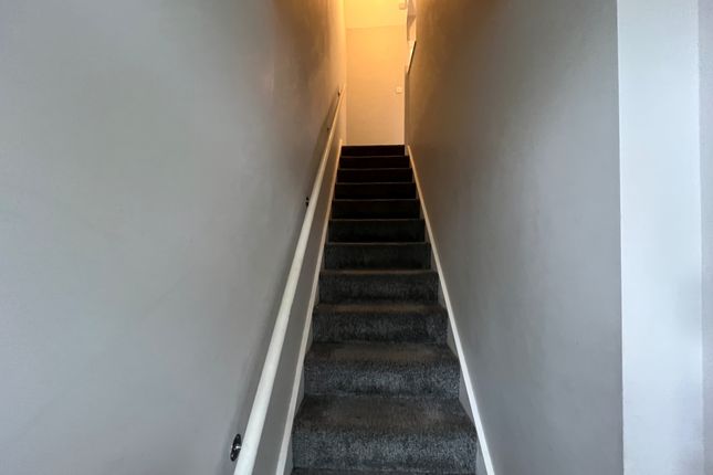 Unknown, Crawley photo 3