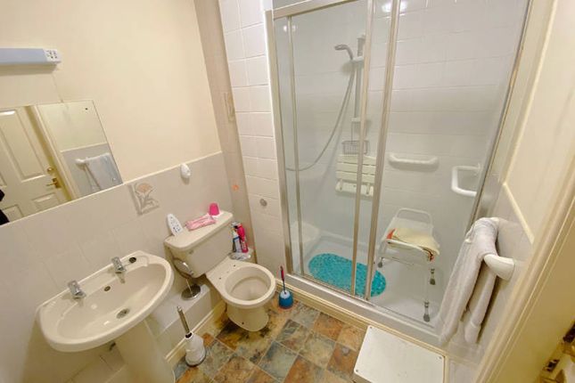 Flat for sale in Sandpiper Court, Buckden Close, Thornton-Cleveleys
