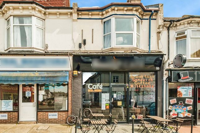 Thumbnail Flat for sale in South Farm Road, Worthing