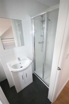 Flat 3 106-108 Hindes Road, Harrow photo 5