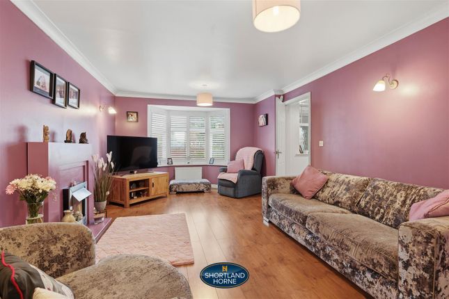 32, Shillingstone Drive, Nuneaton photo 3