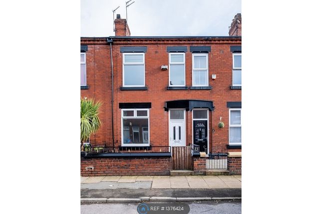 2 bed terraced house to rent in York Road, Denton, Manchester M34