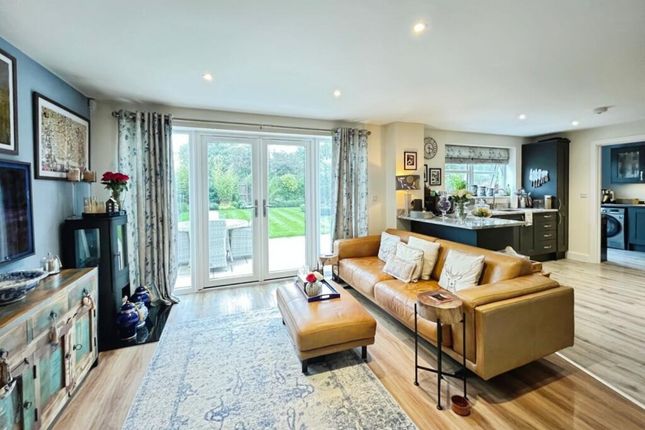 3, Walters Way, Penzance photo 2