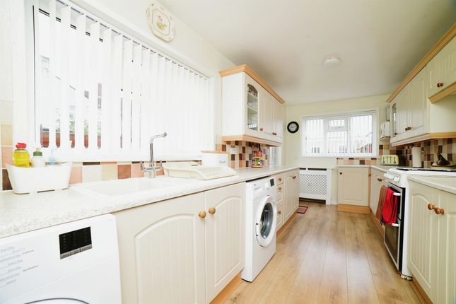 End terrace house for sale in Newcomen Street, Hull
