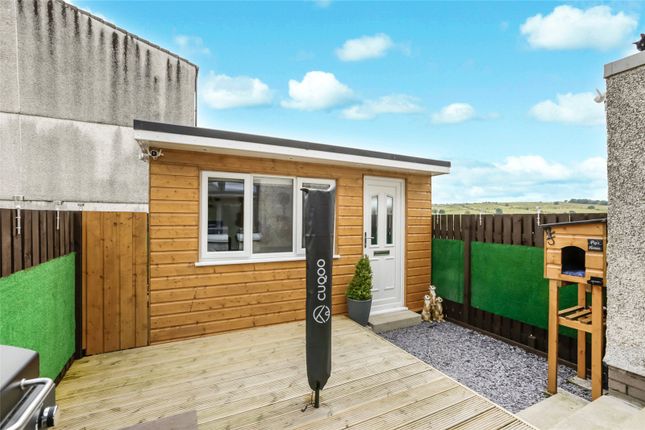 31, Garry Place, Stirlingshire photo 4