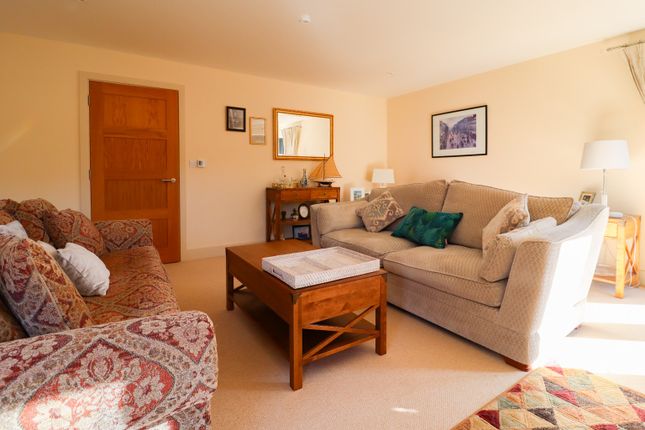 2, Baldwin Close, Fakenham photo 4