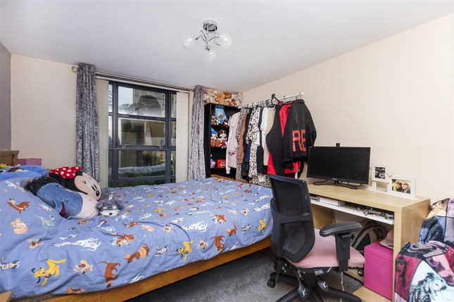 Apartment 002, Quarry Bank Mill, Stoney Lane, Huddersfield photo 4