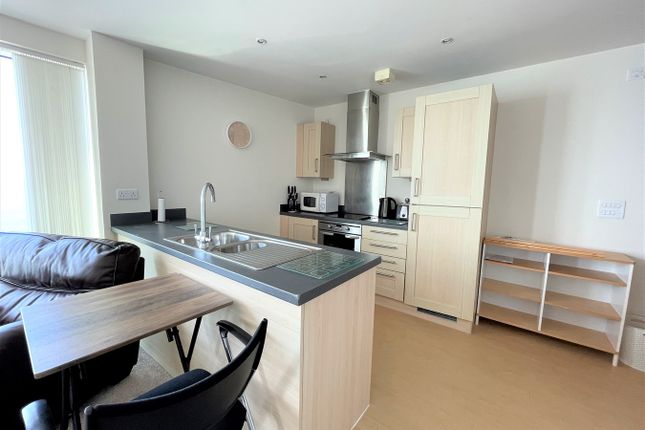 Flat for sale in Meridian Tower, Trawler Road, Maritime Quarter