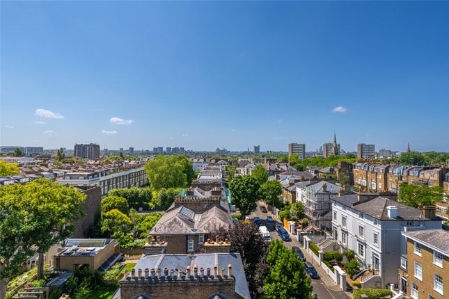 78, Mortimer Court, St John's Wood photo 4