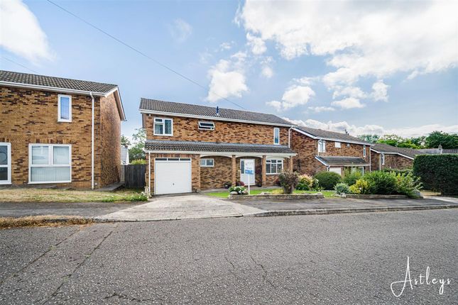 4-bed detached on 15, Crestacre Close, Swansea, £520,000
