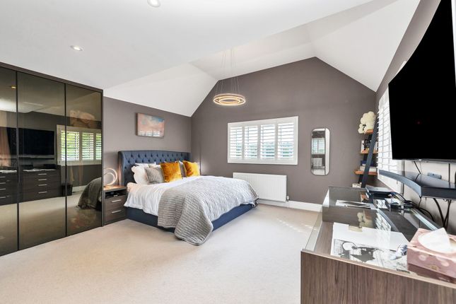 4 Half Acre, Royston photo 4