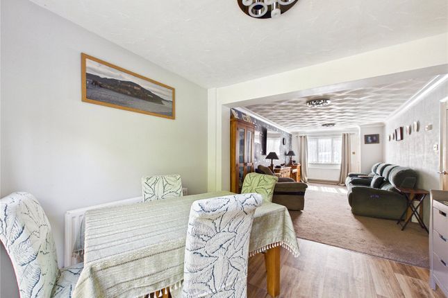 15, St. Martins Green, Felixstowe photo 2