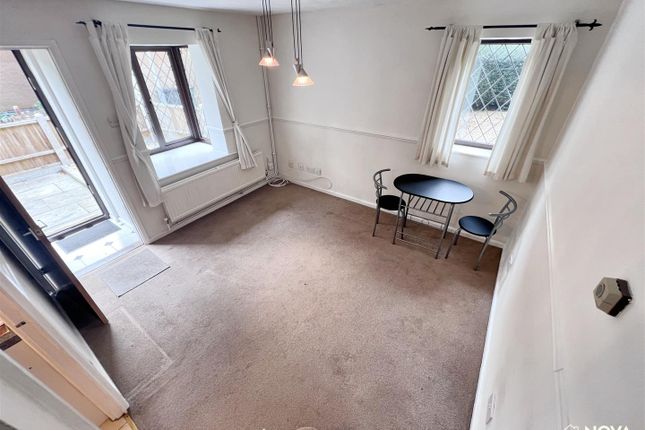 26, Copperfields, Luton photo 4