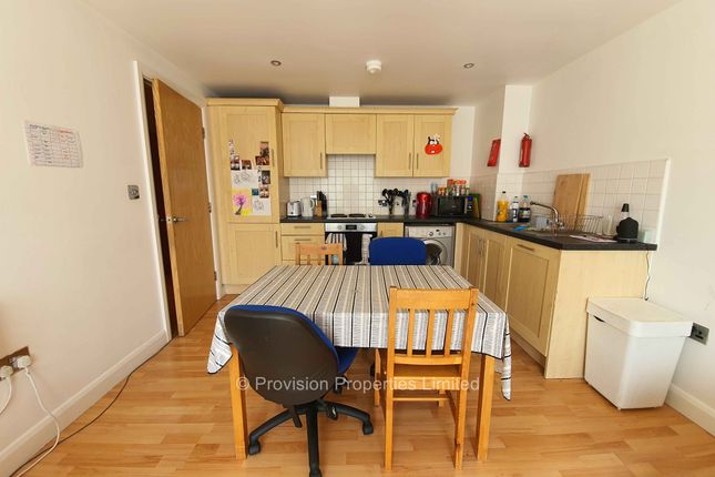 Flat to rent in Holborn Central, Hyde Park, Leeds