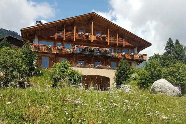 Hotel/guest house for sale in Route De Miaz, Cordon, Sallanches, Bonneville, Haute-Savoie, Rhône-Alpes, France