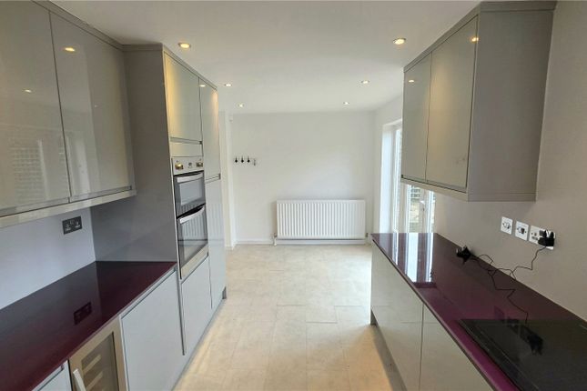 27, Beckfoot Drive, Coventry photo 3