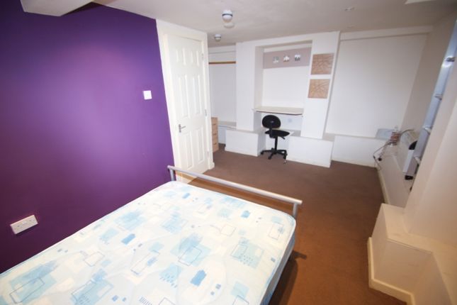Red Door Lets Ls6 Letting Agents Zoopla