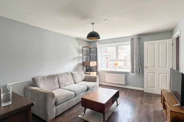 69 Maes Y Rhedyn, Bridgend photo 3