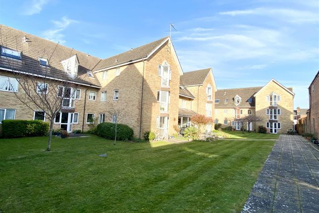 Flat for sale in Sunnyhill Road, Parkstone, Poole