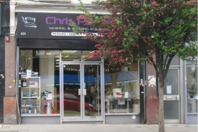 Retail premises to let in Green Lanes, London