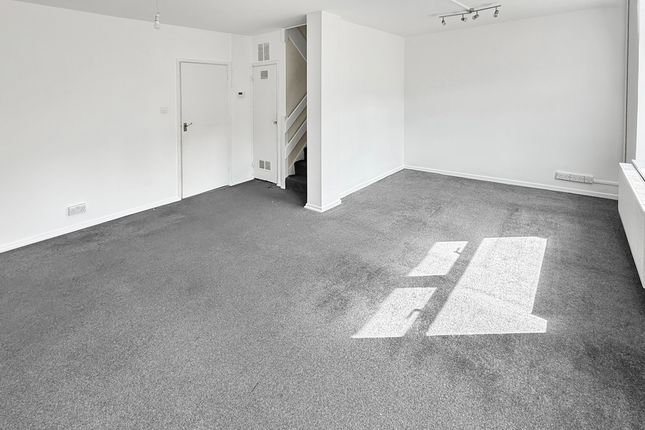 6, Arran Close, Erith photo 5