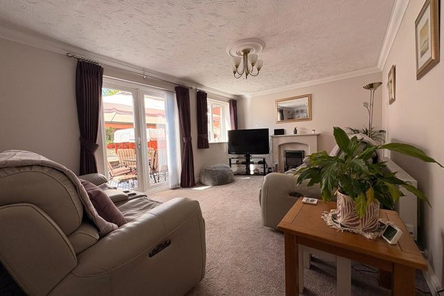 7, Acre Close, Northamptonshire photo 3