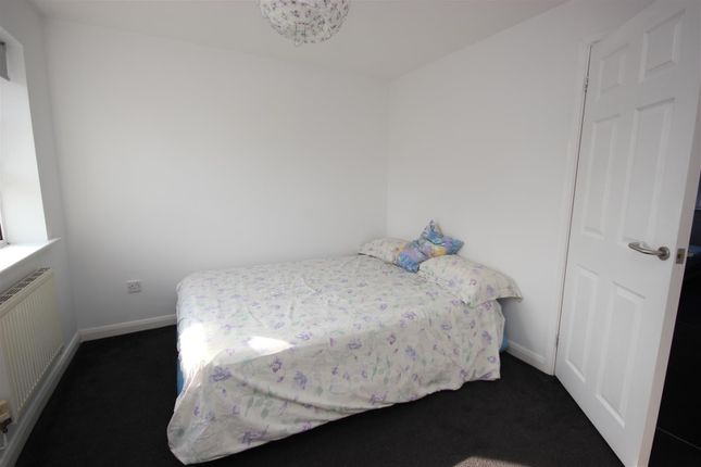 Bed 3.Jpg