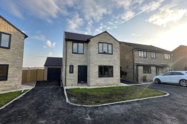 Thumbnail Detached house for sale in Meadowcroft Close, Idle, Bradford