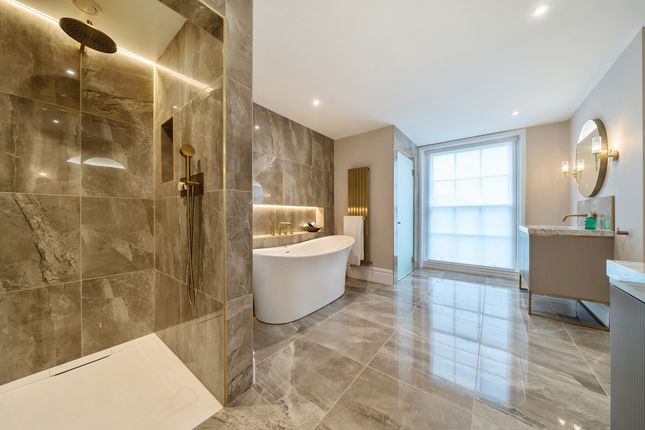 5 The Crescent, Taunton photo 4