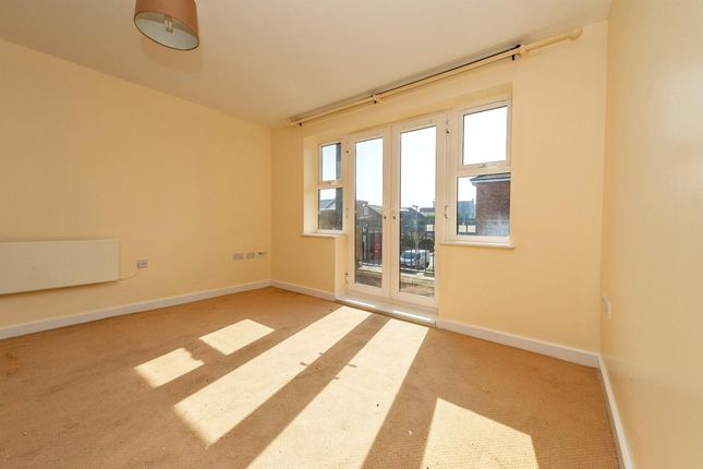 Flat for sale in The Academy, Holly Street, Luton, Bedfordshire