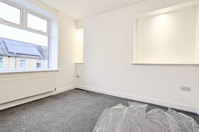112 Bryntaf, Merthyr Tydfil photo 4